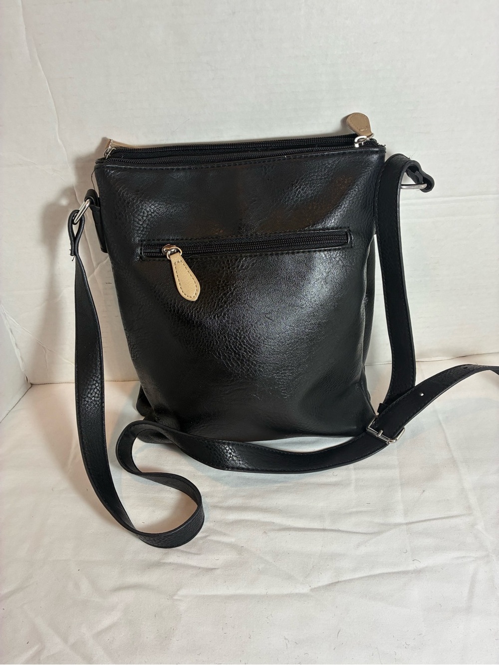 Charming Charlie Black Faux Leather Small Crossbody Bag Adjustable Strap - Picture 12 of 15